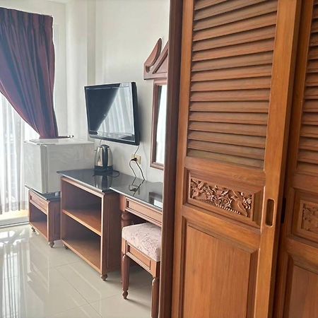 แพรว แมนชั่น Hotel หาดกมลา ภายนอก รูปภาพ
